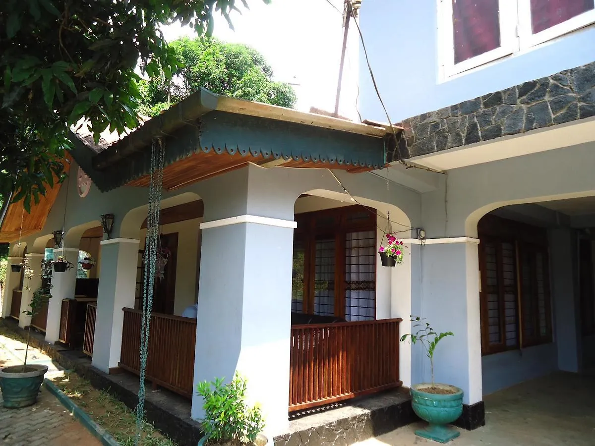 Mahagedara Holiday Home Kandy Hotel